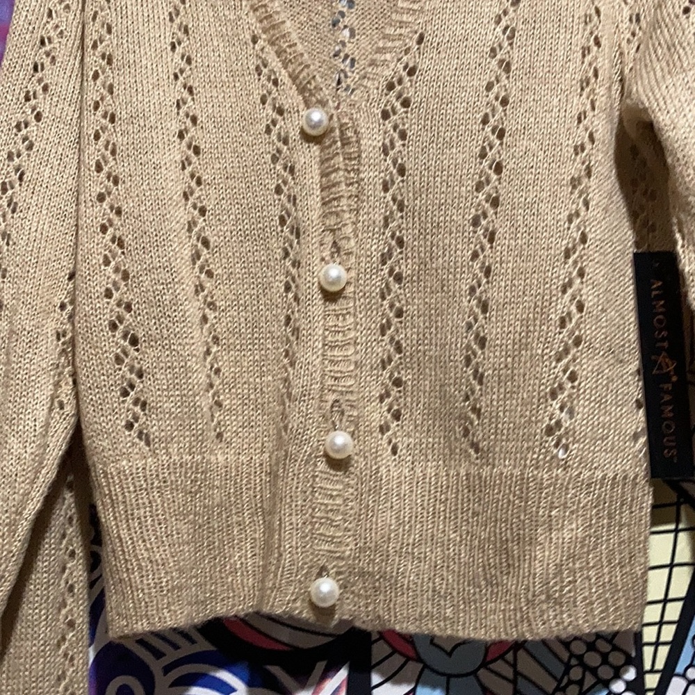 Cardigan - Picture 2 of 4